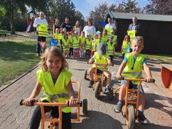 Versicherer ÖSA sichert Kinder im Straßenverkehr Versicherer ÖSA sichert Kinder im Straßenverkehr