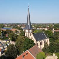 neue Kirche Luftaufnahme 2020