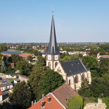 neue Kirche Luftaufnahme 2020