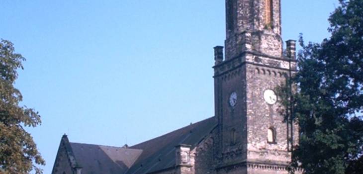 Evangelische Kirche St. Johannis in Staßfurt, Außenaufnahme